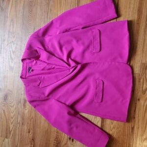 Vince Camuto Pink Blazer w Black Button